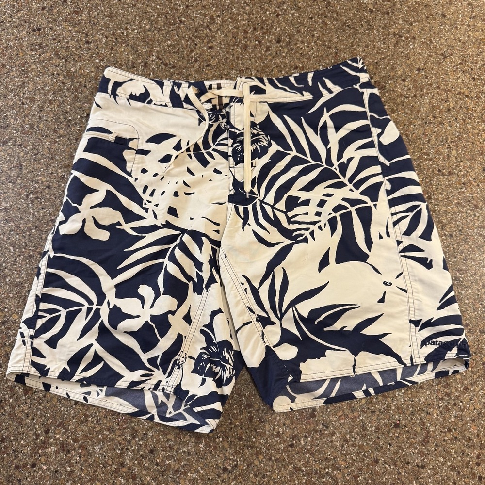 Patagonia Board Shorts Sz 32 Blue Wavefarer Tropical Floral Hawaiian Swim Trunks